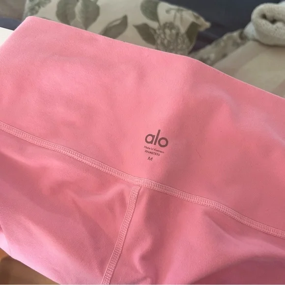 GUC Macaron Pink 7/8 High-Waist Airlift Legging - Picture 3 of 4